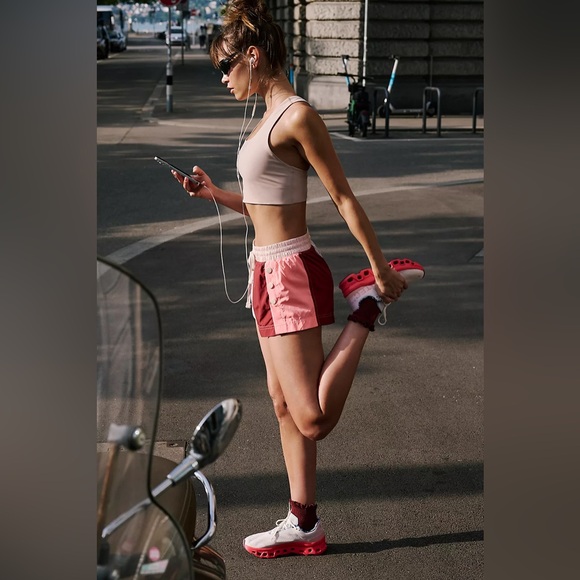 NEW Free People FP Movement x On Cloudmonster Sneakers Size 7.5🌸 - Picture 11 of 16